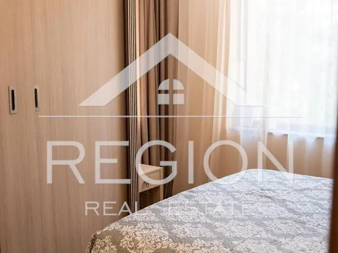 An Argisht Palace דירה וארנה